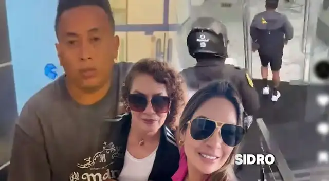 Christian Cueva llega con POLICÍAS a la casa de Pamela López luego de que su exsuegra le PROHÍBA auxiliar a su hija ENFERMA