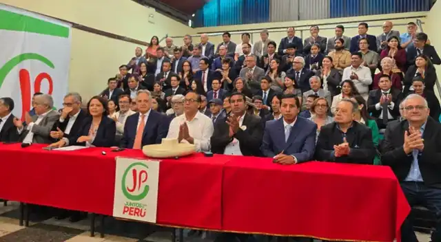 Roberto Sánchez presenta nuevo PLAN DE GOBIERNO con respaldo de 4 partidos politicos. Roberto Sánchez presenta nuevo PLAN DE GOBIERNO con respaldo de 4 partidos politicos.