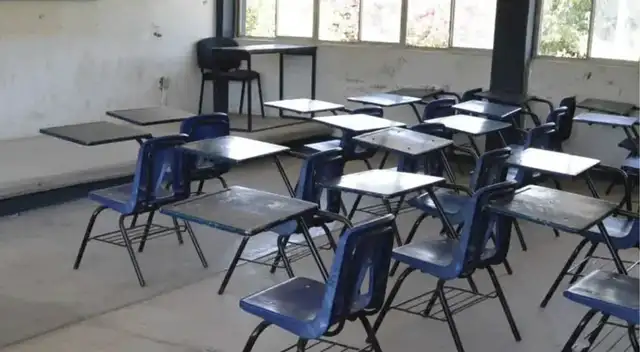 OFICIAL | No habrá clases este jueves y viernes: estudiantes tendrán fin de semana largo en estas provincias. OFICIAL | No habrá clases este jueves y viernes: estudiantes tendrán fin de semana largo en estas provincias.