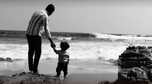 Frases para un papá fallecido en el Día del Padre 2026: mensajes para recordarlo con amor y felicidad.