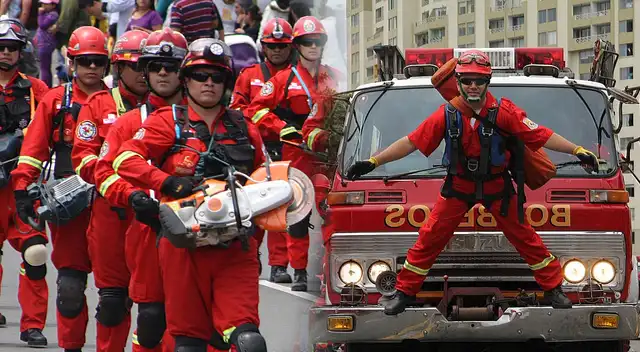 El Cuerpo General de Bomberos Voluntarios del Perú explicó las razones por las que no estará presente en el Desfile Cívico Militar. El Cuerpo General de Bomberos Voluntarios del Perú explicó las razones por las que no estará presente en el Desfile Cívico Militar.