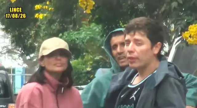 Angie Jibaja es captada junto a su novio en La Victoria. Angie Jibaja es captada junto a su novio en La Victoria.