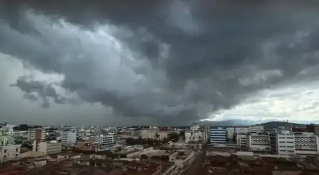 Senamhi advierte LLUVIA, VIENTO Y DESCARGAS ELÉCTRICAS en 14 regiones: conoce las zonas en alerta naranja.