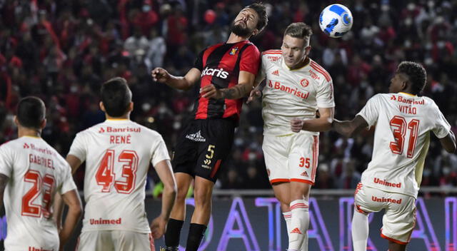  Internacional y Melgar se enfrentan por la Copa Sudamericana.   