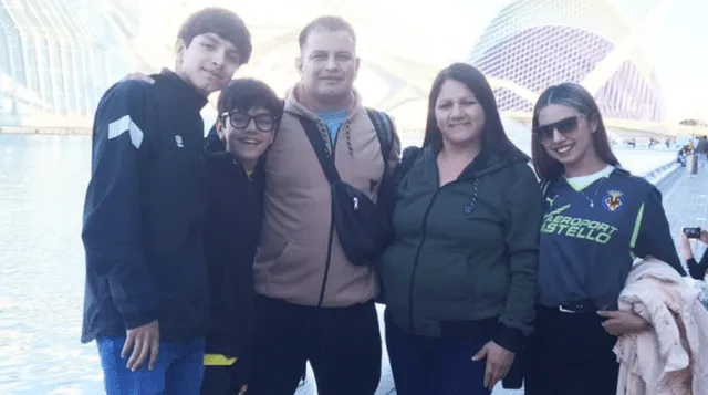 Emigró con su familia de Argentina a España y se decepcionó de la vida. 