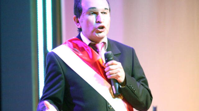 Fernando Armas.