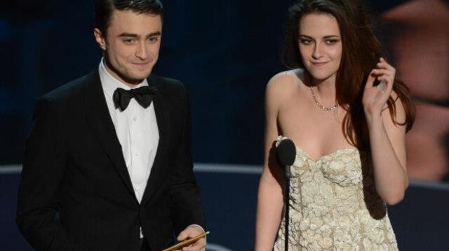 Kristen Stewart y Daniel Radcliffe juntos en la ceremonia del Oscar.