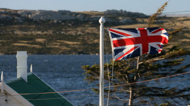 Habitantes de las Malvinas/Falkland decidirán si quieren ser británicos o argentinos