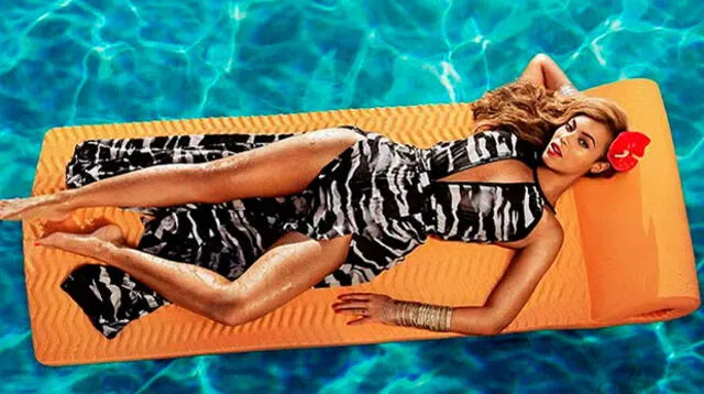 Beyoncé luce un sexy bikini en piscina para H&M.