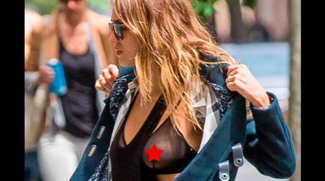 Sexy Jessica Alba mostró los senos con trasparencia.