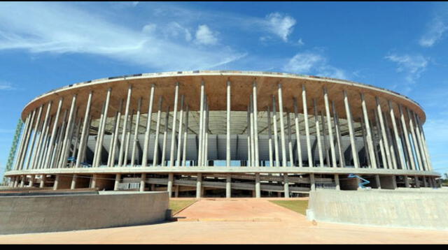 1: ESTADIO NACIONAL MANÉ GARRINCHA (Brasilia)