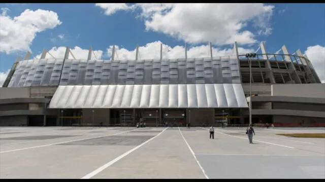 5: ESTADIO ARENA PERNAMBUCO (Recife)