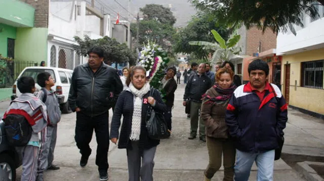 Profesor recuerda a fallecido futbolista.