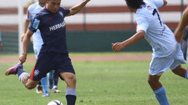 Santos juega hoy ante León de Huánuco.