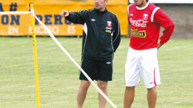 Sicólogo trabajó con jugadores de la Selección Nacional