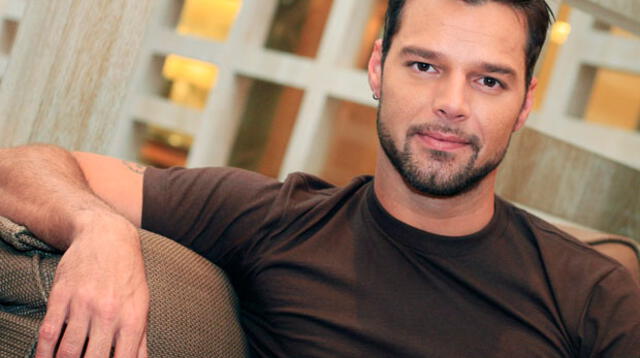 Ricky Martin mando saludos a través del Twitter por el Día para salir del closet.