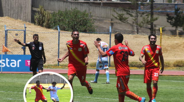 Gonzales (5) grita su gol y sus compañeros se acercan a celebrar con él.