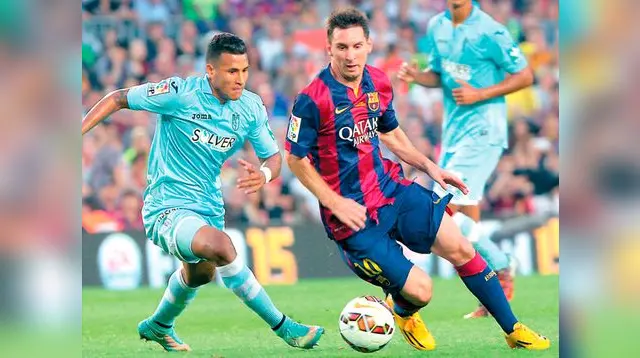 Messi llegó a esa cantidad de goles desde su debut profesional