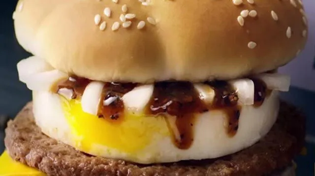 McDonald's homenajea a Batman con su propia hamburguesa