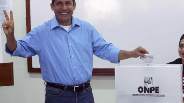 Ollanta Humala ejerce su derecho al voto (imagen referencial)
