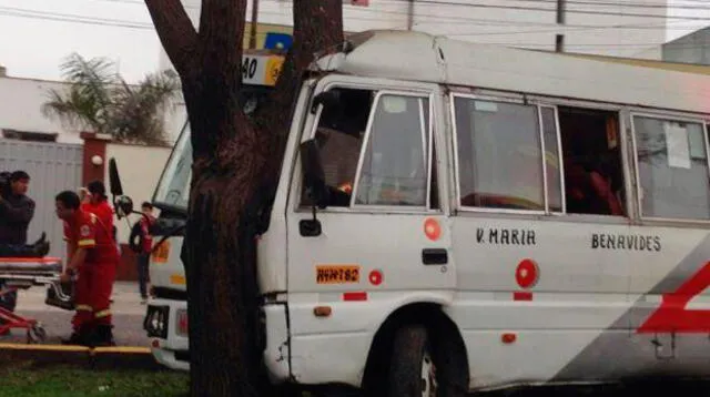 La parte delantera de la unidad quedó totalmente destrozada.