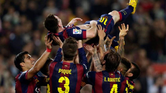 Celebran a Messi por ser el máximo goleador de la Liga. 