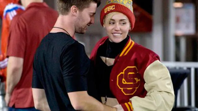 Miley Cyrus estaría esperando un bebé.
