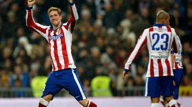 Fernando Torres anotó dos goles para colchoneros. 