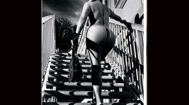 Kim Kardashian y su desnudo completo en The Love Magazine. 