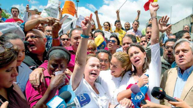 Movilización fue convocada por ex diputada María Corina machado en Caracas.