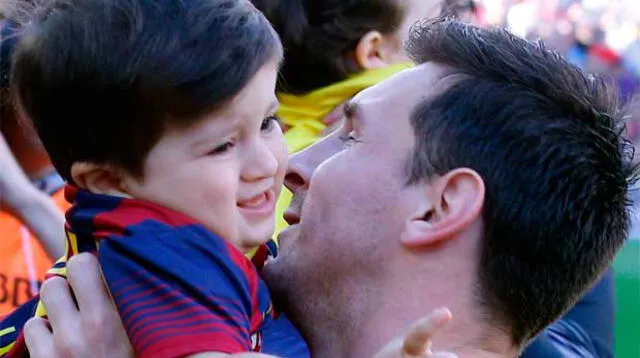 Messi preocupado por su hijo.