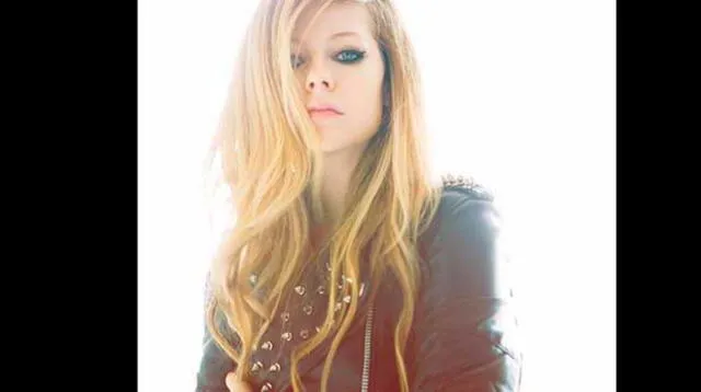 Avril Lavigne se confesó a la revista People. 