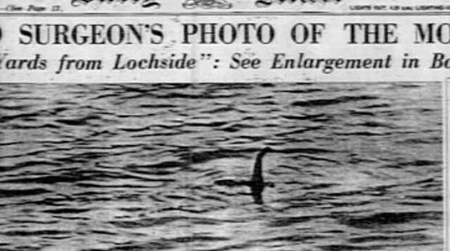 Nessie en la primera imagen de la historia. Fue publicada en la portada del tabloide Daily Mail.