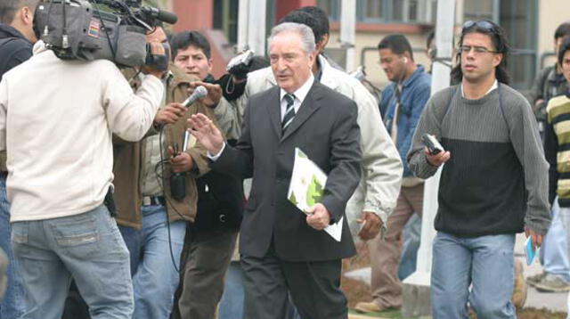 Encarcelado Eugenio Figueredo. 