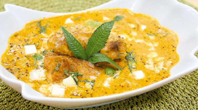 El secreto del chef: Espolvorea el huacatay en el pescado frito. El secreto del chef: Espolvorea el huacatay en el pescado frito.