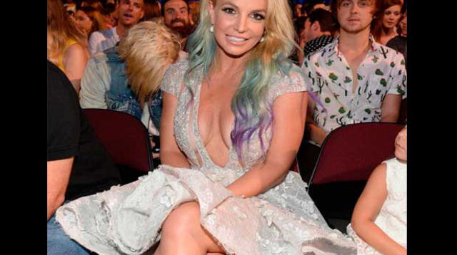 Britney causó revuelo con este look.