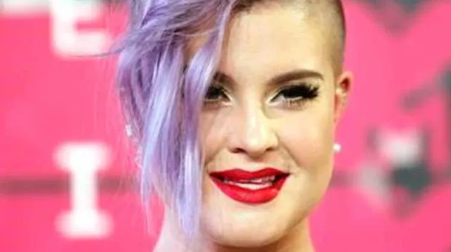 Kelly Osbourne. 