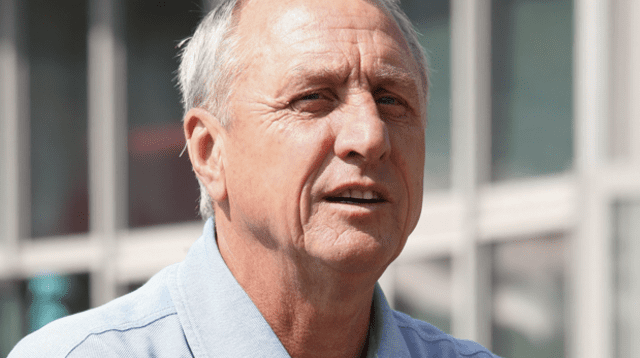 Cruyff está jugando su partido más difícil. 