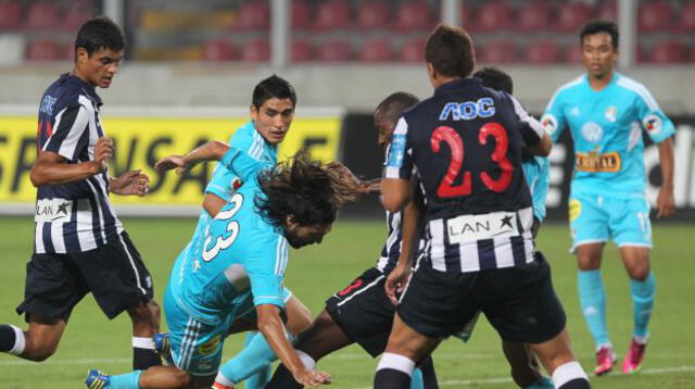 Alianza Lima logró la victoria en el Apertura frente a Cristal. 