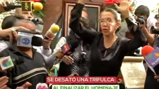 Viuda de Chespirito tranquilizó a la prensa.