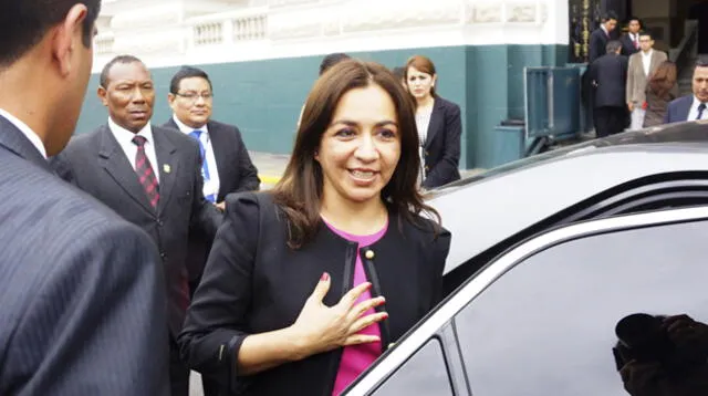 Marisol Espinoza cuestionó al partido de PPK.