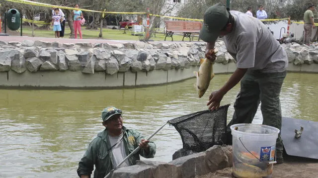 Tras el envenenamiento de los peces en la laguna de San Isidro restituirán las aguas para los animales.