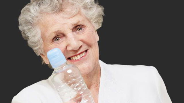 Hidratación para abuelita.