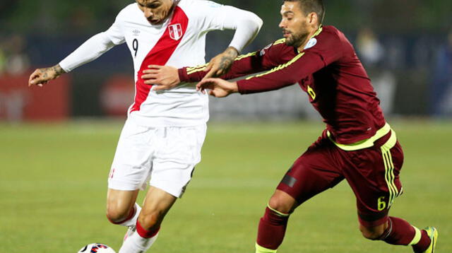 Guerrero estará en el ataque con Pizarro y Farfán.