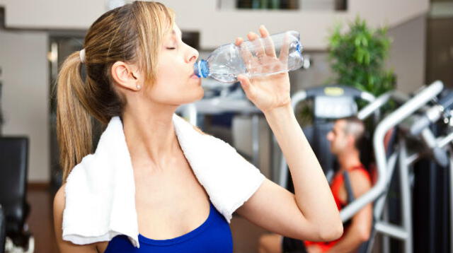 La mala hidratación afecta tu rendimiento físico.