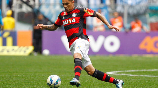 Paolo Guerrero no la pasa bien en Flamengo
