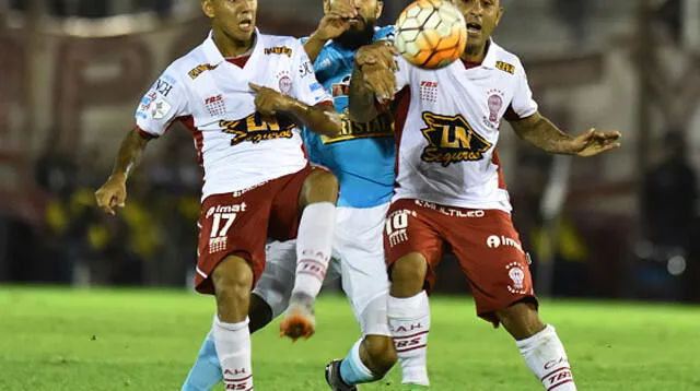 Sporting Cristal vs. Huracán por Copa Libertadores.