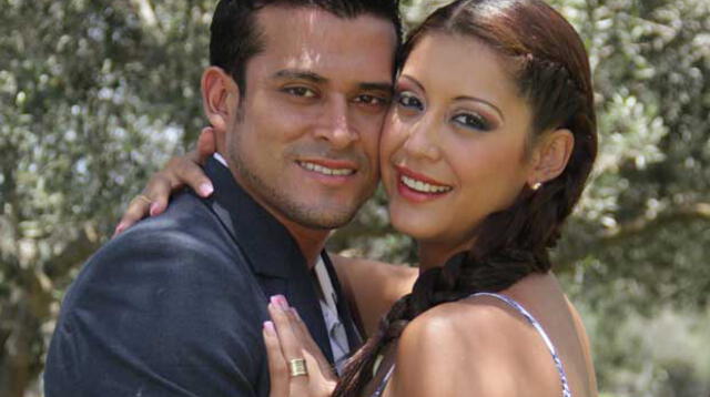Popular pareja volvió a dejarse ver en aeropuerto Jorge Chávez