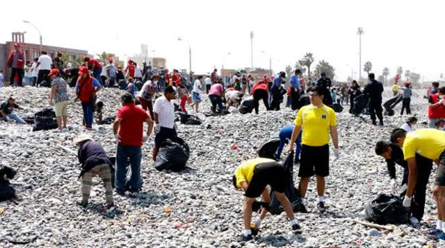 Municipalidad del Callao advierte que playa se limpia tres veces por semana 