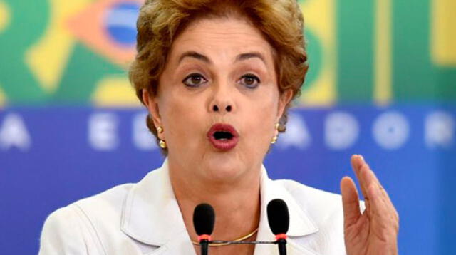 La suspendida presidenta Dilma Rousseff se pronunció en rueda de prensa